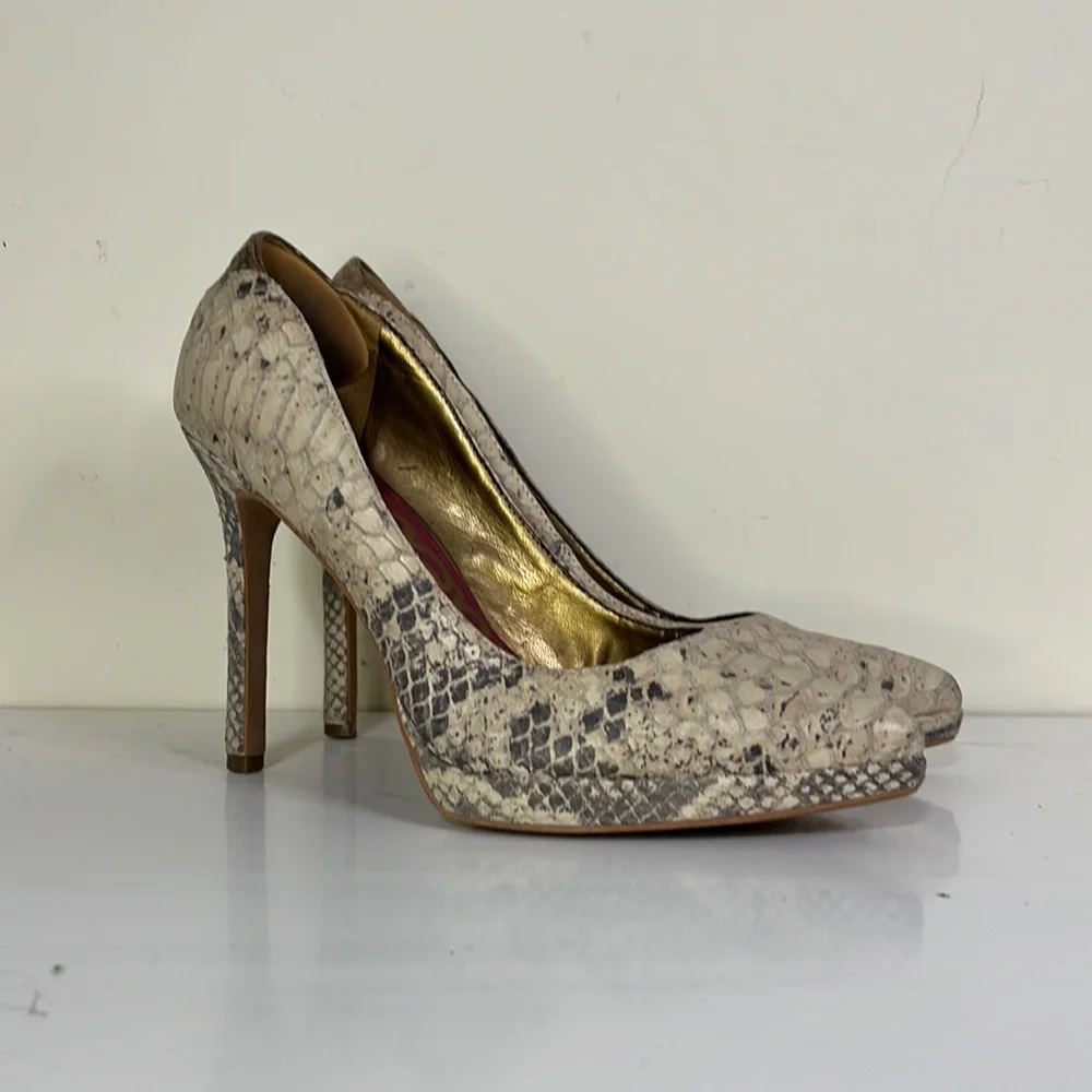 Sam Edelman Celia Snakeskin Pointed Toe High Heeled Stilettos Size 8